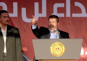 Mursi`den Düşmanlarına Gözdağı: